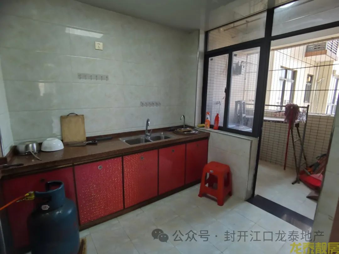 星河国际 124平大三房出售 厅大房宽