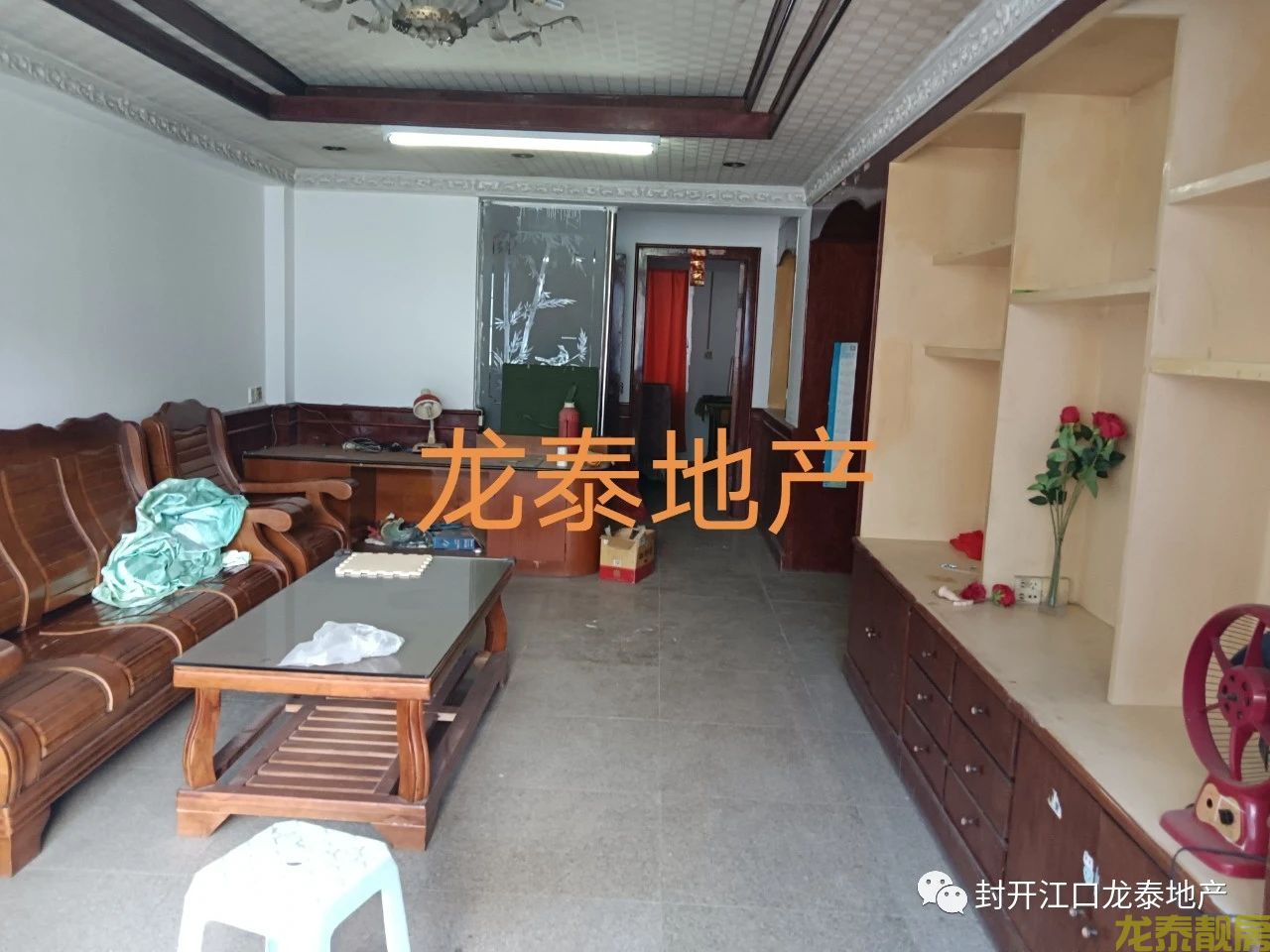 老城区北苑屋村步梯7楼