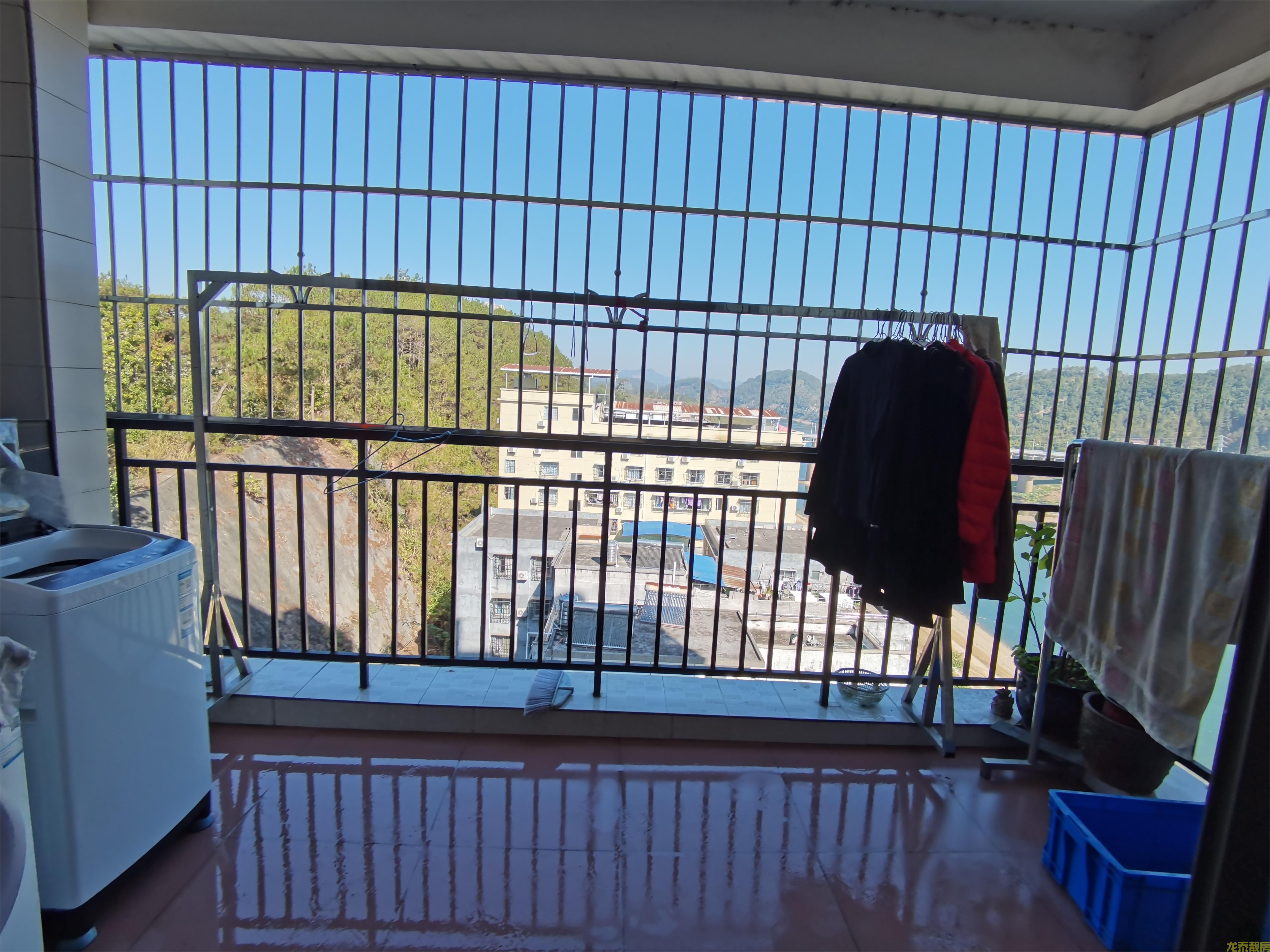 老城区颐景海湾电梯靓房