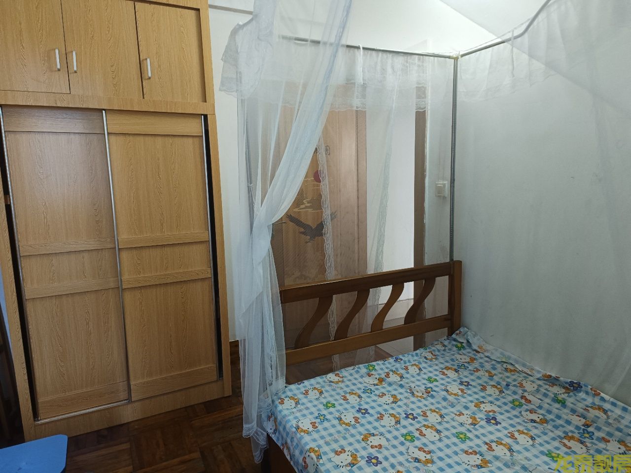 人民医院附近步梯6楼三房