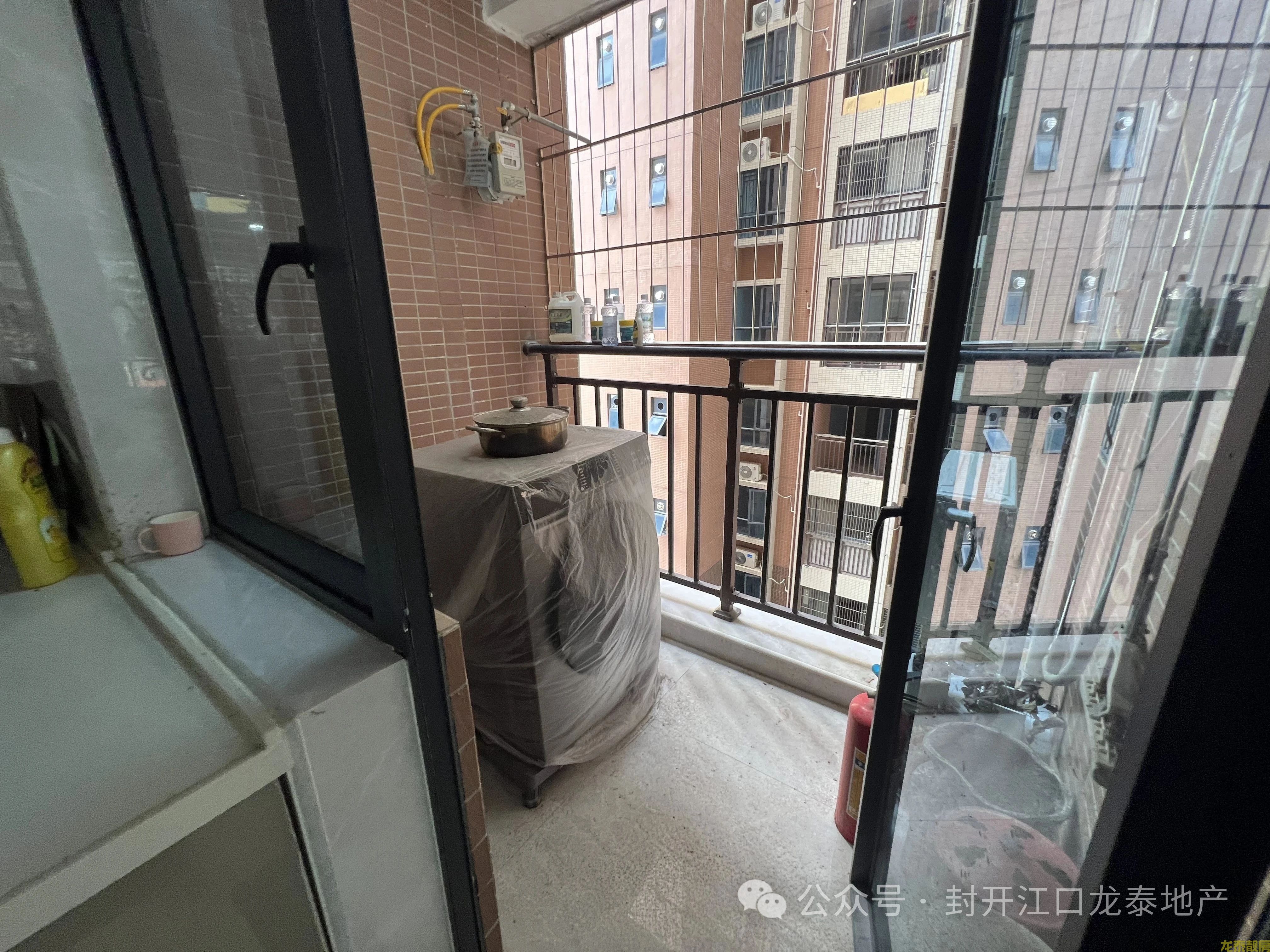 东丽新城南向四房 精装首付8万