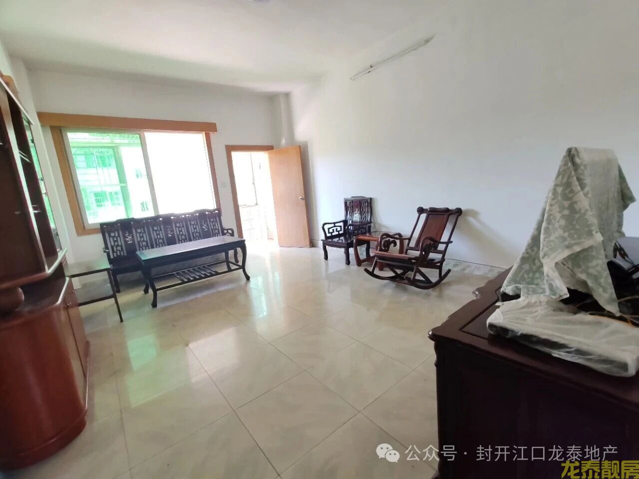 贺电宿舍电梯靓楼层南北对流精装三房