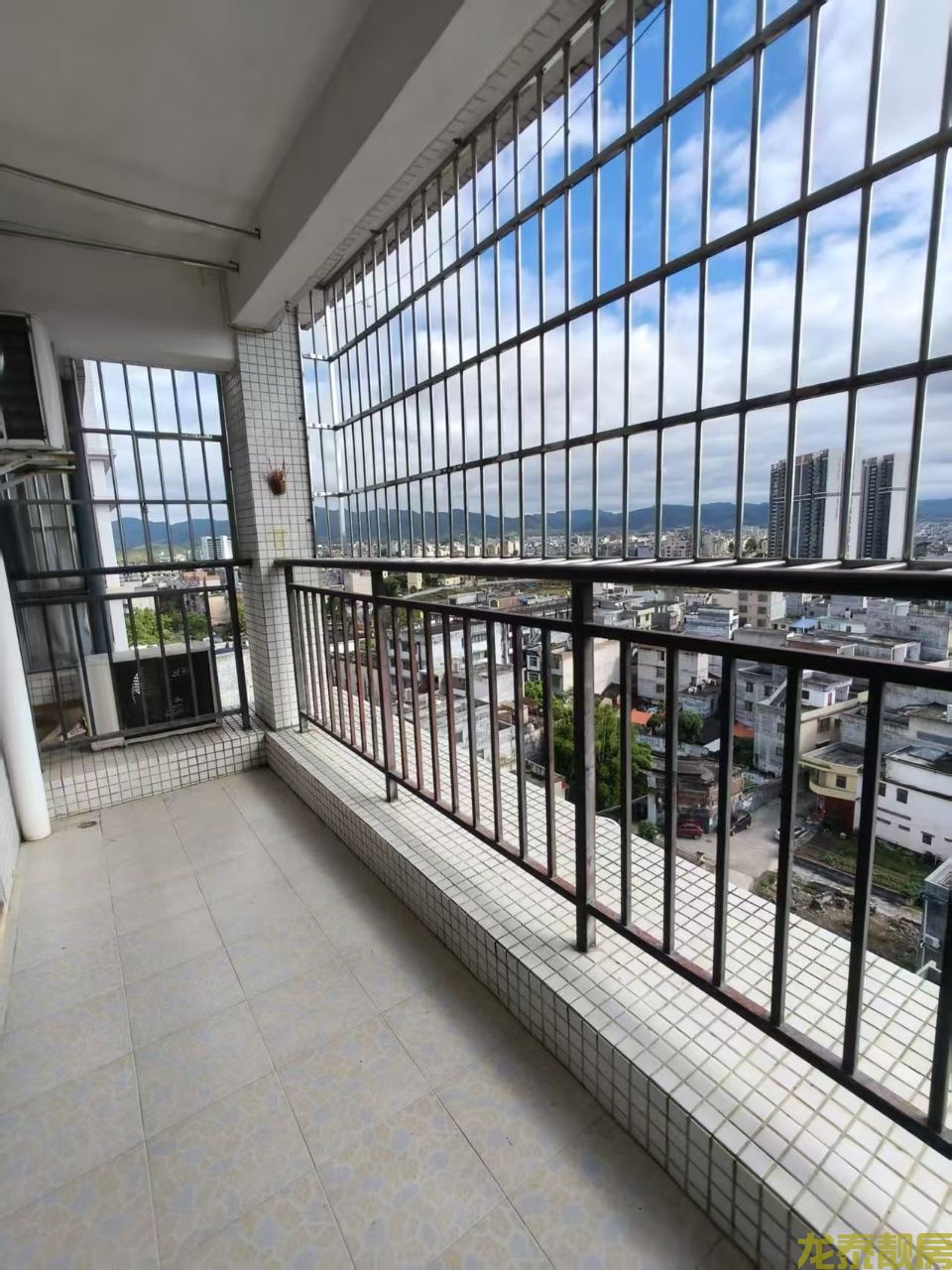 南丰永盛和花园电梯精装三房首付6万