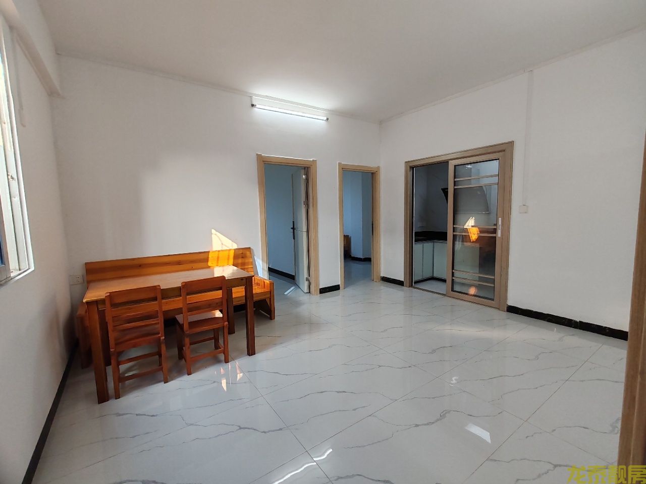 河南新城区，二村两房一厅，拎包入住