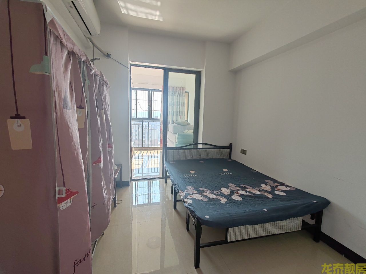 香槟一号 刚需小户型 两房一厅